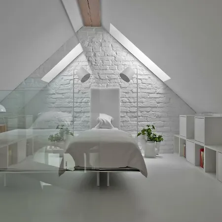 Entrance Apartment *