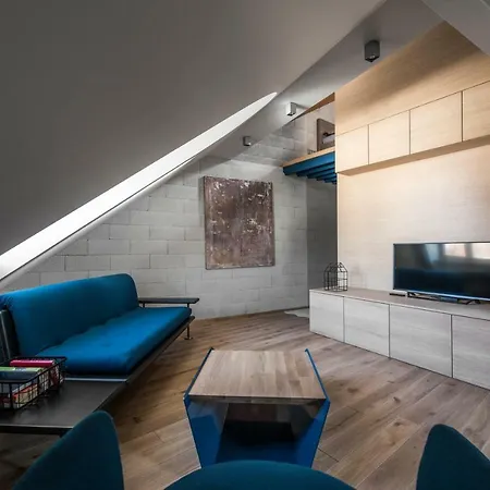 Entrance Apartment *